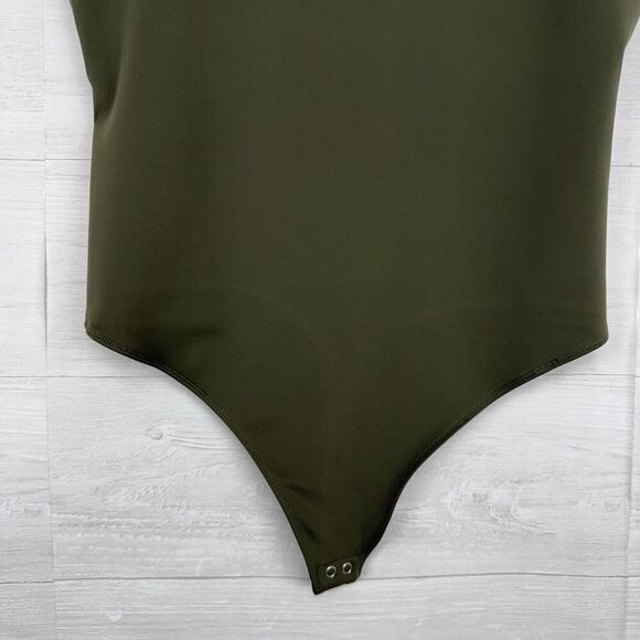 Good American Scuba Deep V Tank Bodysuit Plus Size 3XL Fatigue Green Sculpting - Picture 6 of 16